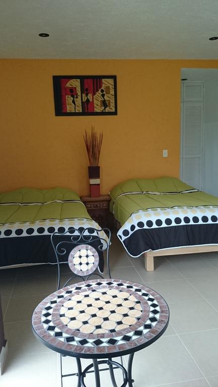 Posada Los Robles Tepoztlán Habitación foto